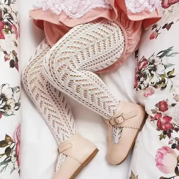 Cable Knit Bow Baby Tights