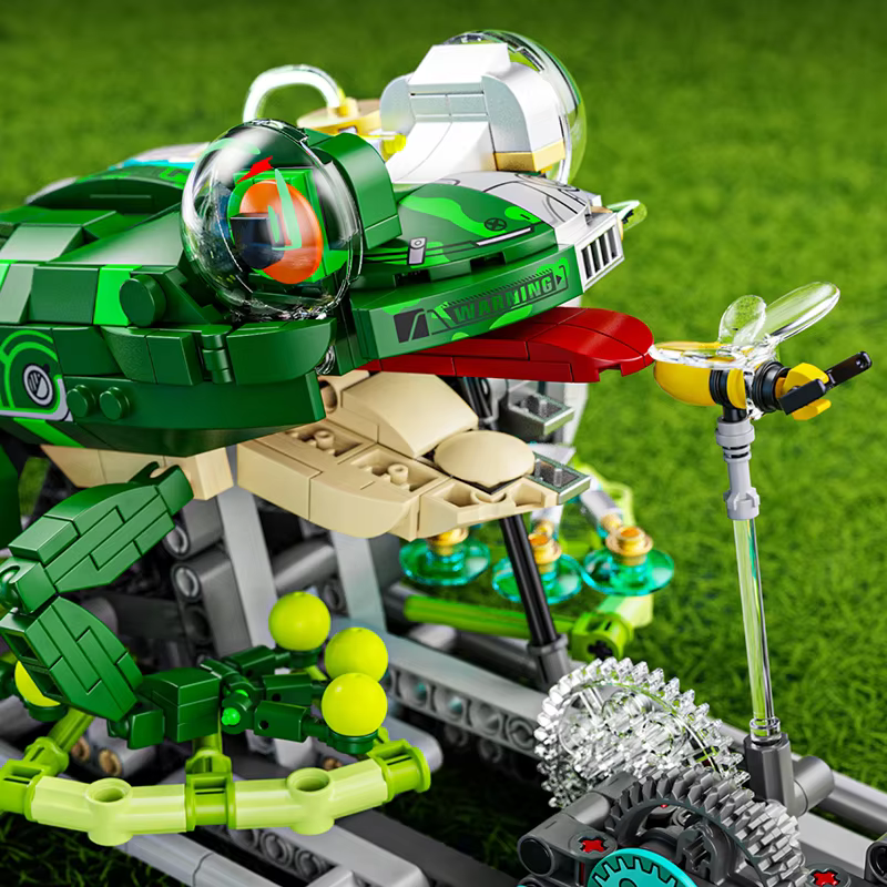 Mechanical Frog Building Set
