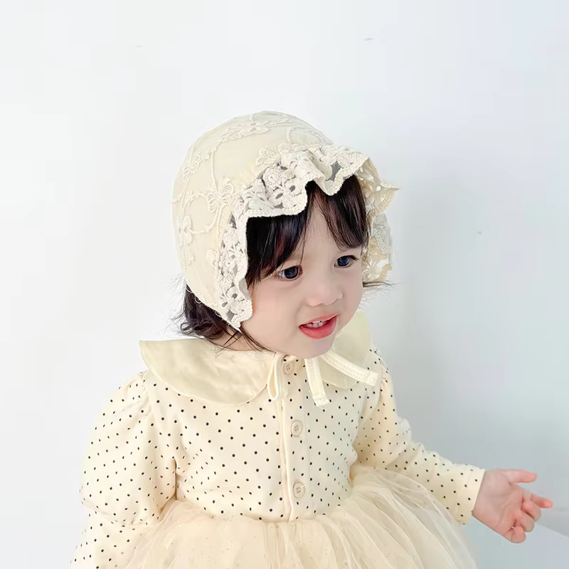 Lace Ruffle Bonnet