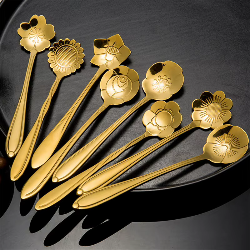 Gold flower teaspoons (8)