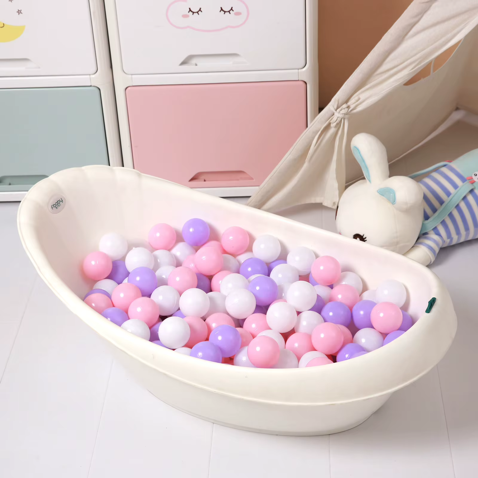 Ball Pit Balls (100)