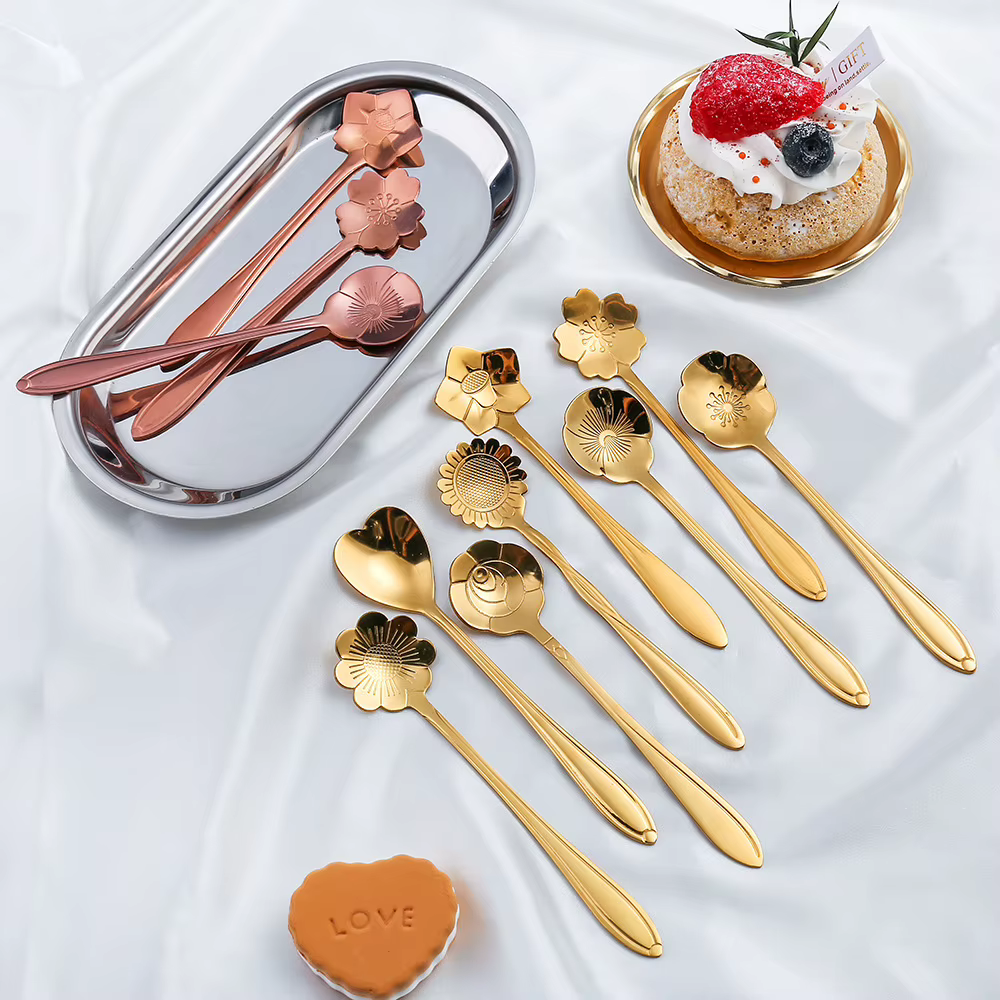 Gold flower teaspoons (8)