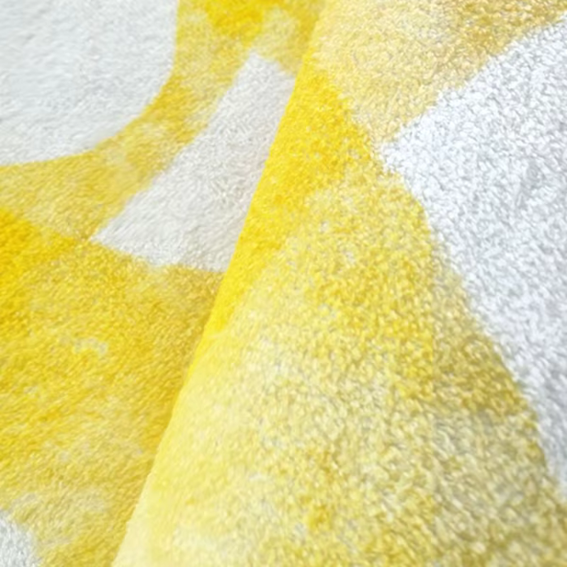 Flower-Shaped Plush Rug