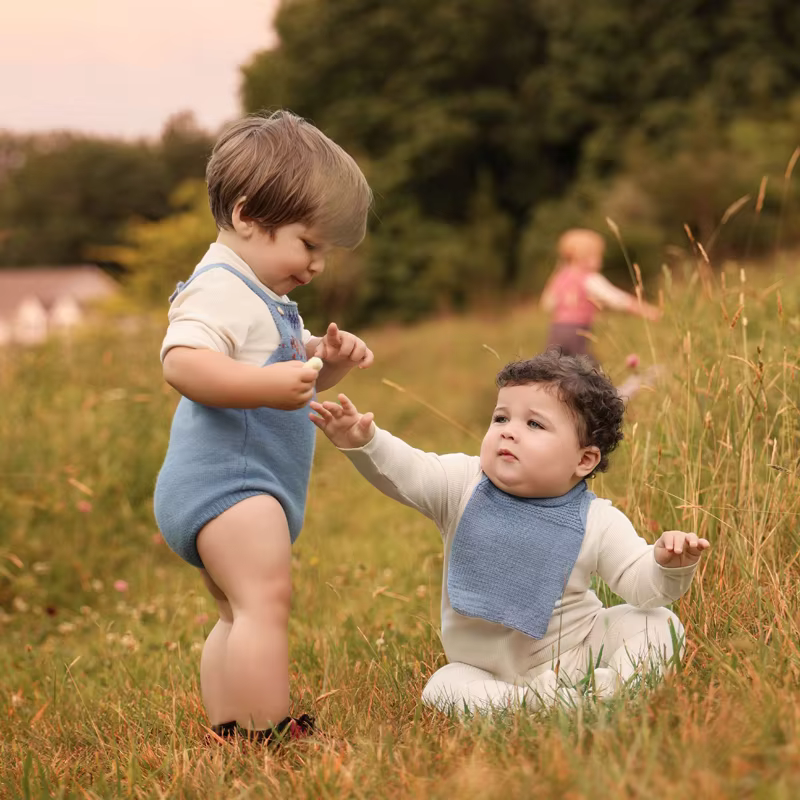 Knit Shabbos – Boys Sweater