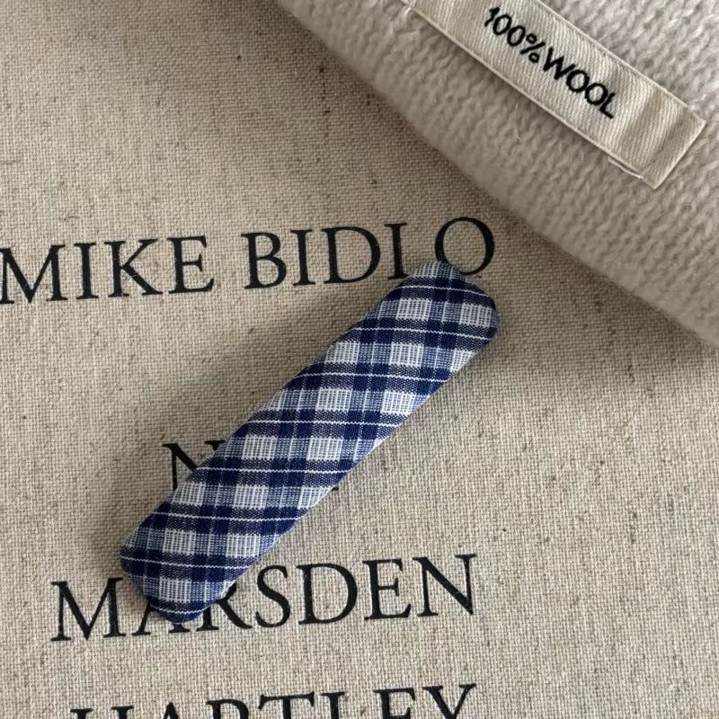 Striped Square Clip