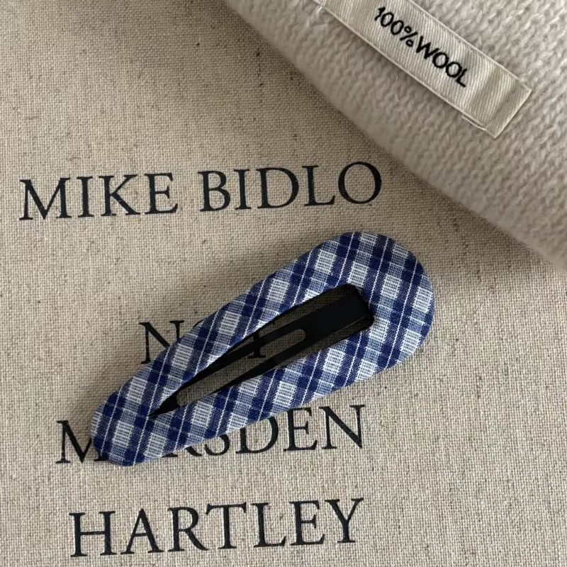 Water-Drop Plaid Clip