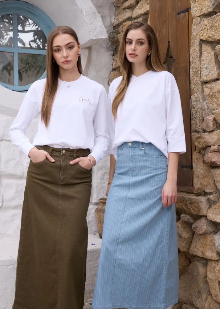Black Pinstripe Denim Skirt – Blue