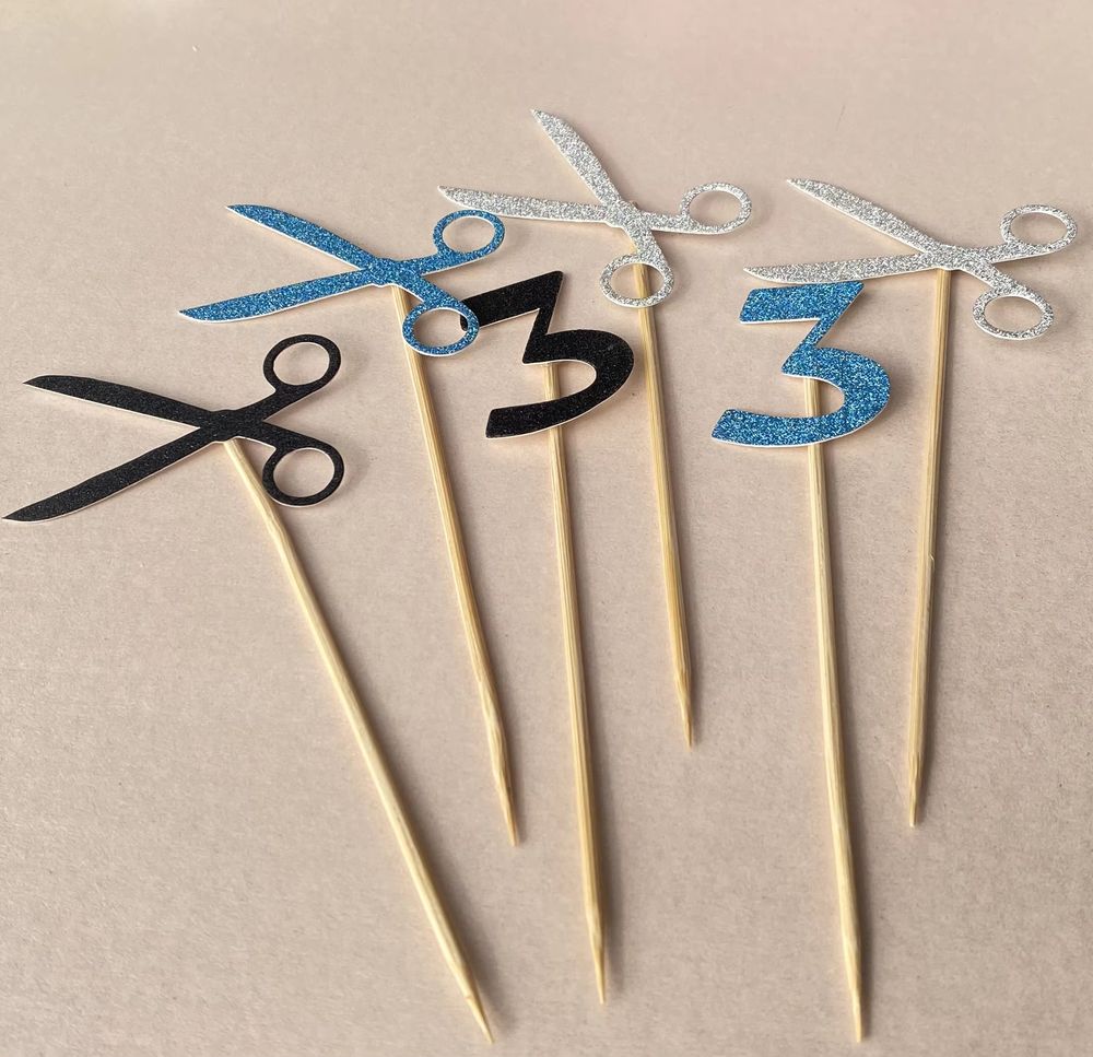 Glitter Scissors Cupcake Toppers – 16 Pack